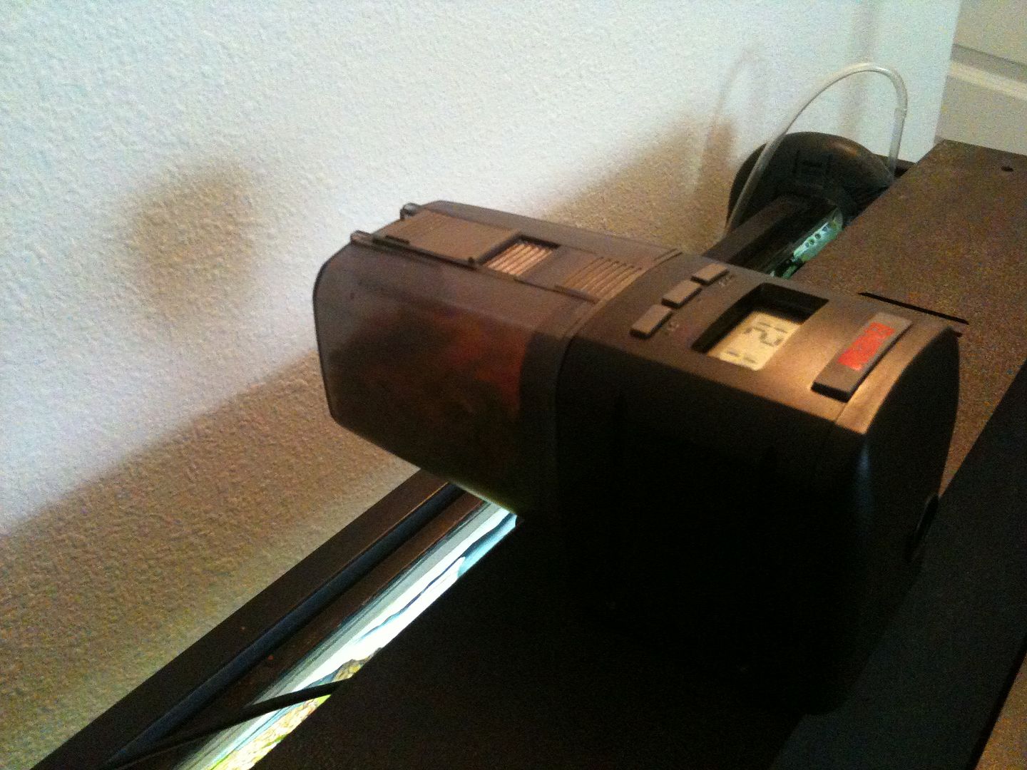 Eheim Auto Feeder (3581 FeedAir Digital Auto Feeder) A Simple Review